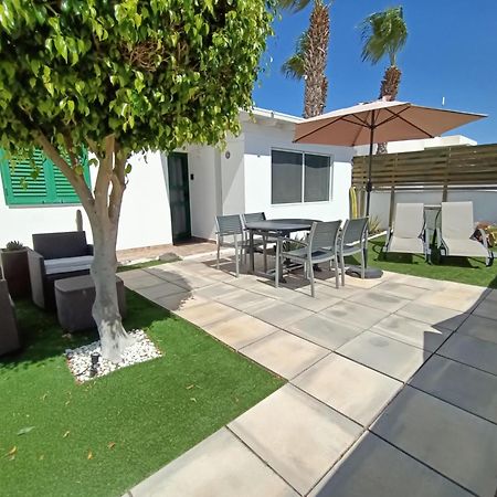The White House With Pool - Playa Blanca Apartment Exterior photo