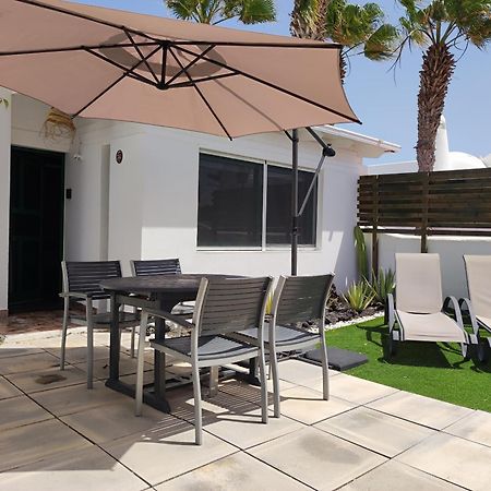 The White House With Pool - Playa Blanca Apartment Exterior photo